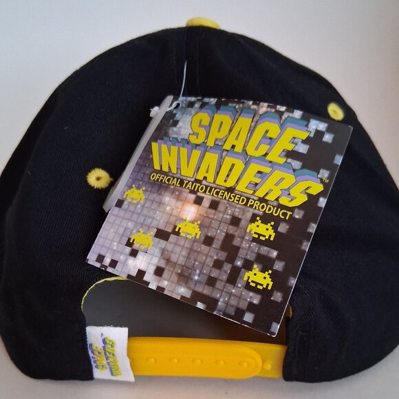 Space Invaders Hat - Embroidered Logo NEW WITH TAGS - Picture 6 of 6